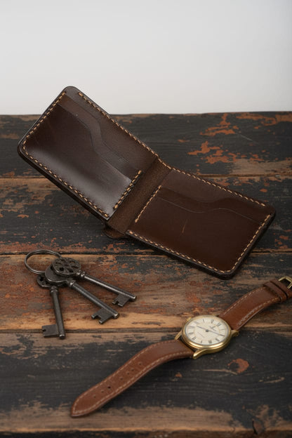 Classic Bifold Leather Wallet -Chocolate Brown
