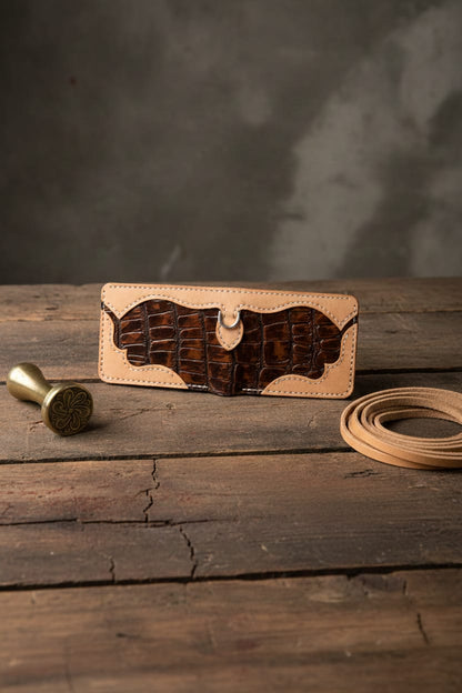 Crocodile embossed Bifold Leather Wallet